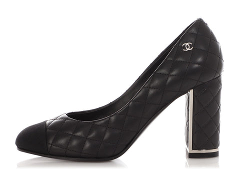 Chanel Black Quilted Leather Pumps